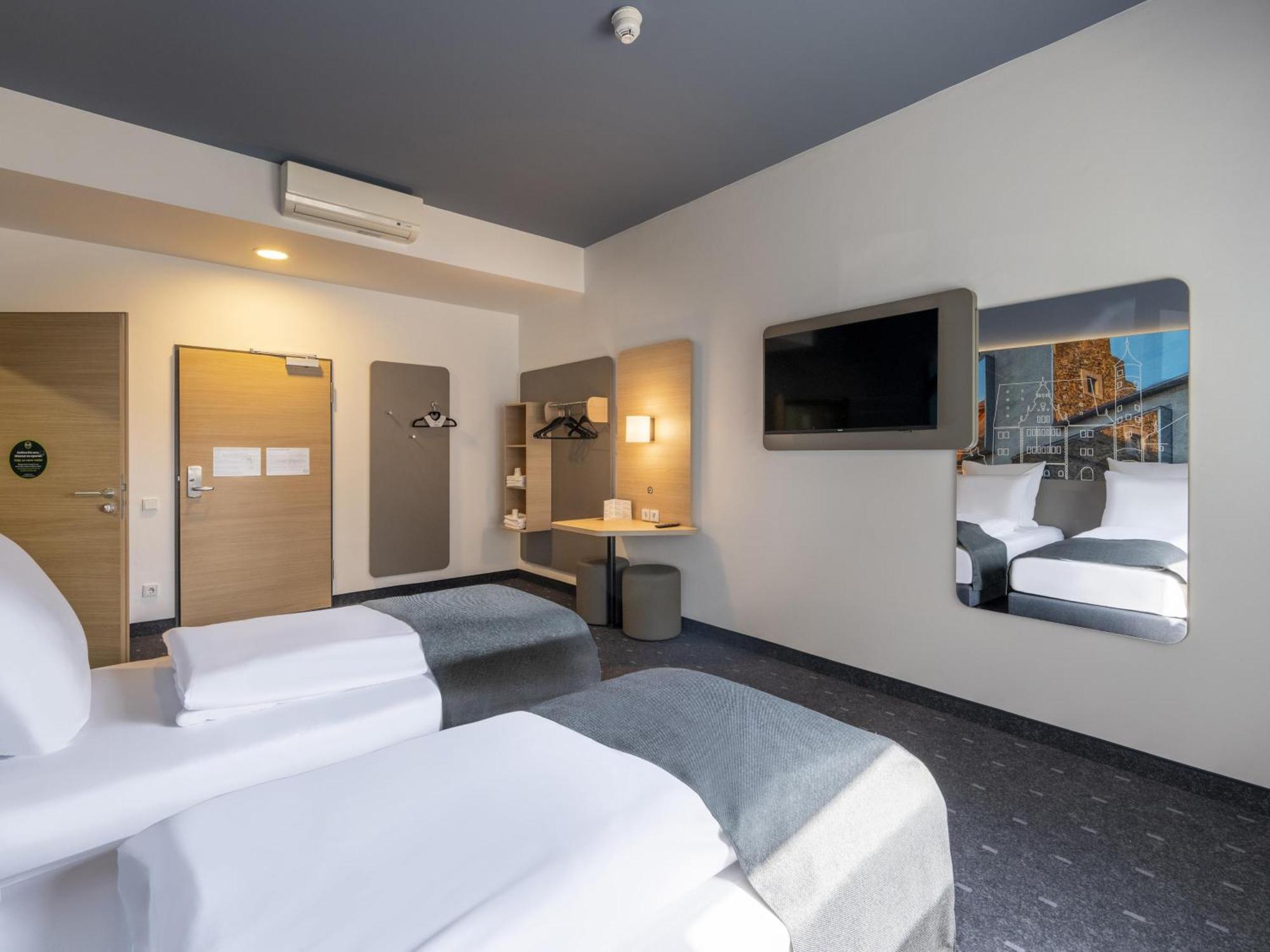 B&B Hotel Schweinfurt-City エクステリア 写真