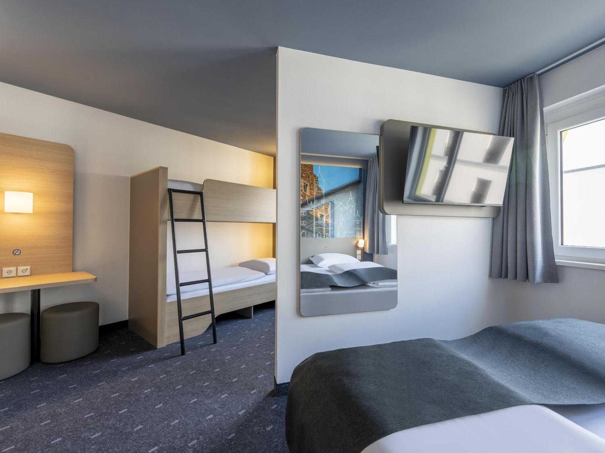 B&B Hotel Schweinfurt-City エクステリア 写真