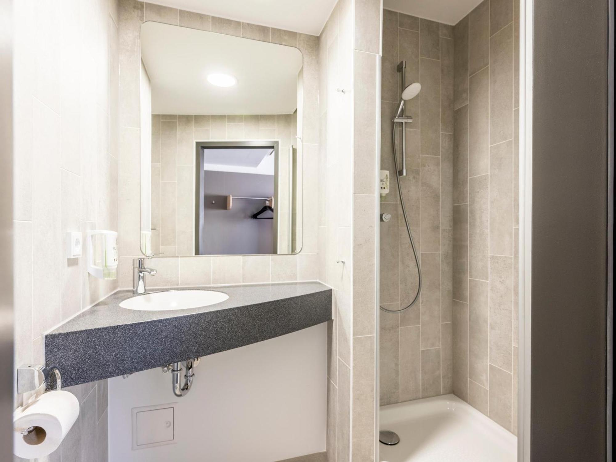 B&B Hotel Schweinfurt-City エクステリア 写真